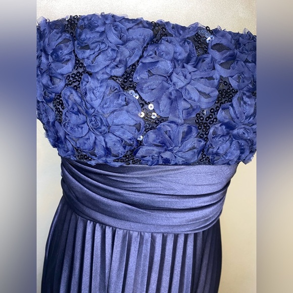 Speechless Ombre Dress - Picture 1 of 17